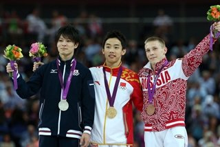 Kai Zou campeón olímpico de ejercicios de suelo