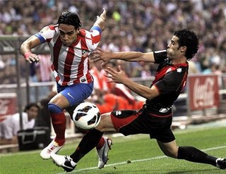El Atlético de Madrid vence 4-3, en un partido que tenia por la mano.