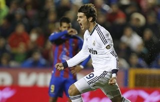 Morata salva al Real Madrid en el Ciudad de Valencia