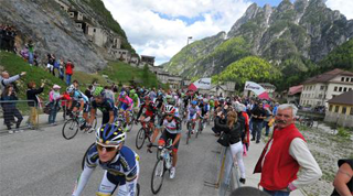 Navardauskas se hace con la undécima etapa del Giro