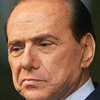 Berlusconi se rinde