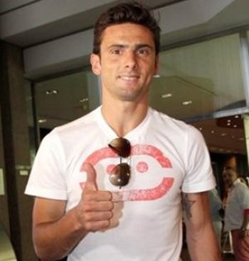 Postiga llega al Valencia