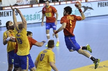 Los 'hispanos' ganan el 'Memorial Domingo Bárcenas'