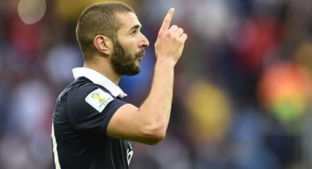 Benzema y Francia machacan a Honduras