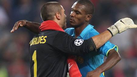 Victor Valdés no irá al Mónaco