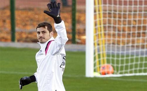 Casillas se va al Oporto
