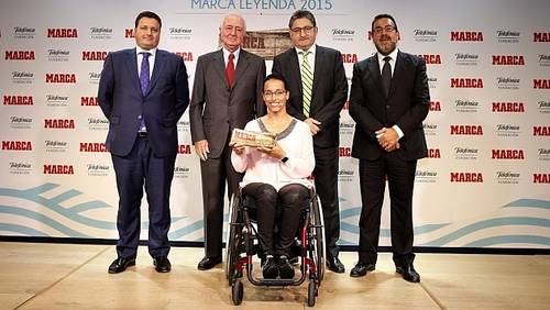 Teresa Perales recibe el premio 'Marca Leyenda'