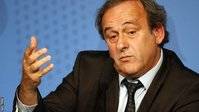 Platini queda fuera de la carrera por la presidencia de la FIFA