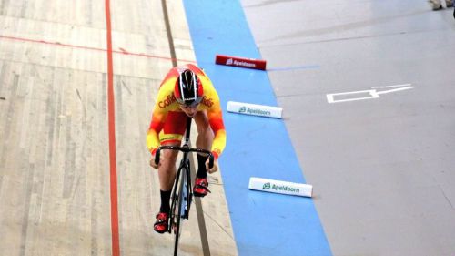 Helena Casas conquista la plata en el Keirin de la Copa del Mundo de Milton