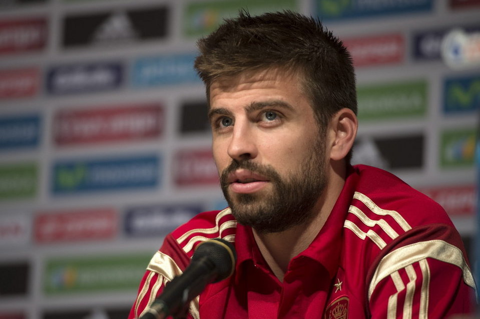 Piqué espera que los pitos se acaben pronto