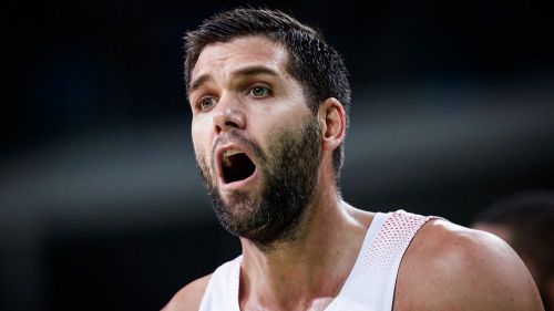 Felipe Reyes supera a Juan Carlos Navarro