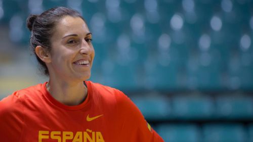 Baloncesto: Alba Torrens ya luce su histórica sexta corona