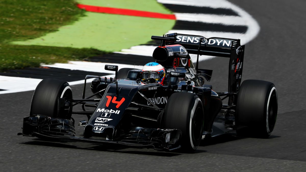 Alonso consigue el mejor tiempo en Silverstone