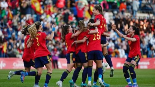 Fútbol femenino: Pleno de las selecciones españolas en las fases finales de la temporada