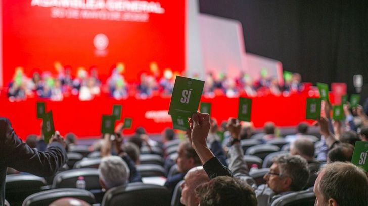 El fútbol se para ante la polémica del año