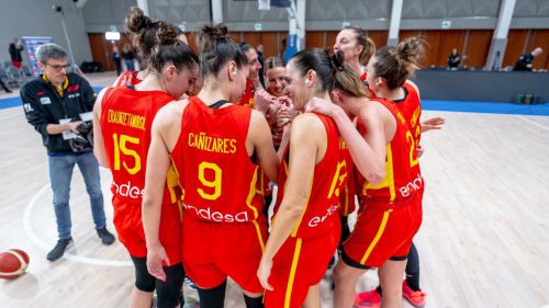 Baloncesto femenino: España arrasa a Islandia