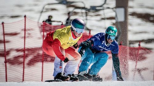 Lucas Eguibar encabeza la Copa del Mundo de Snowboardcross