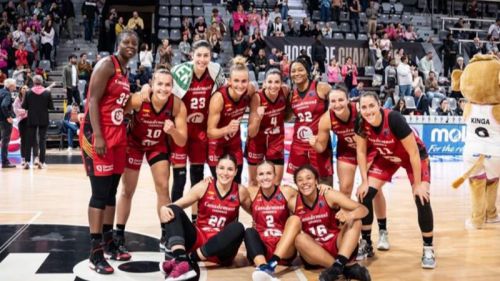 El baloncesto femenino español domina Europa