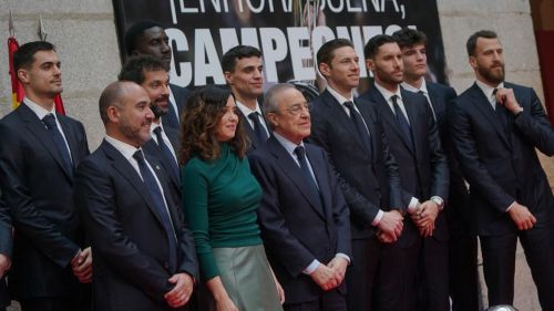 Ayuso felicita al Real Madrid de Baloncesto por su 29ª Copa del Rey