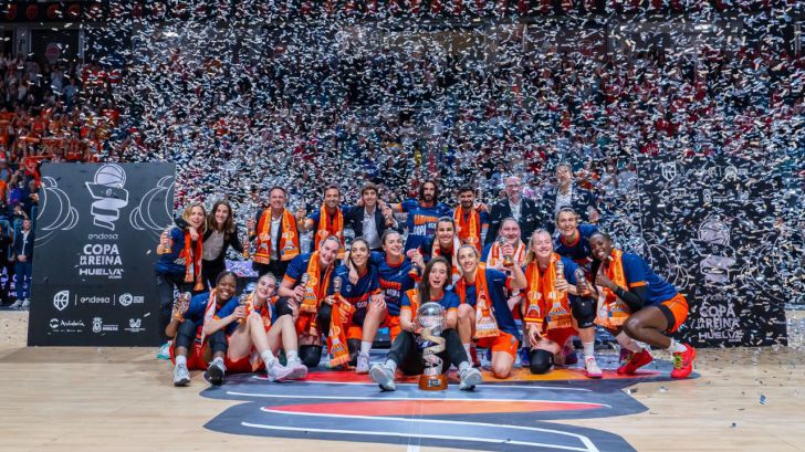 El Valencia Basket inaugura su palmarés copero