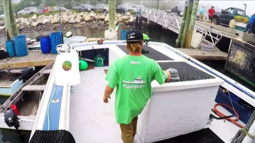 Capitán del 'Pinwheel' despide a su primer oficial por llegar borracho y tarde