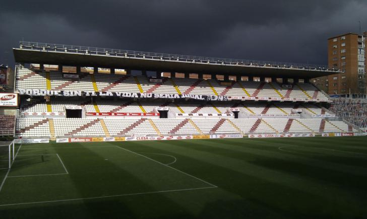 El estadio del Rayo Vallecano supera el informe técnico