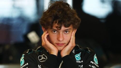 Kimi Antonelli obtiene su licencia de conducir antes de debutar en F1 con Mercedes