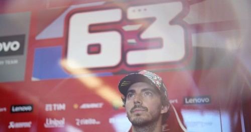 Bagnaia se recupera tras cirugía exitosa en el antebrazo derecho