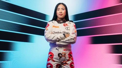 Chloe Chong se une a F1 ACADEMY con Charlotte Tilbury para la temporada 2025