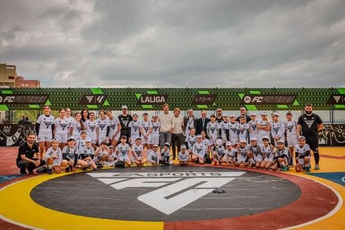 EA SPORTS FC y LALIGA inauguran cancha comunitaria en Ceuta con arte local