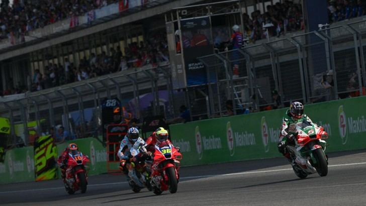Honda inicia la temporada 2025 en MotoGP con resultados prometedores en Buriram