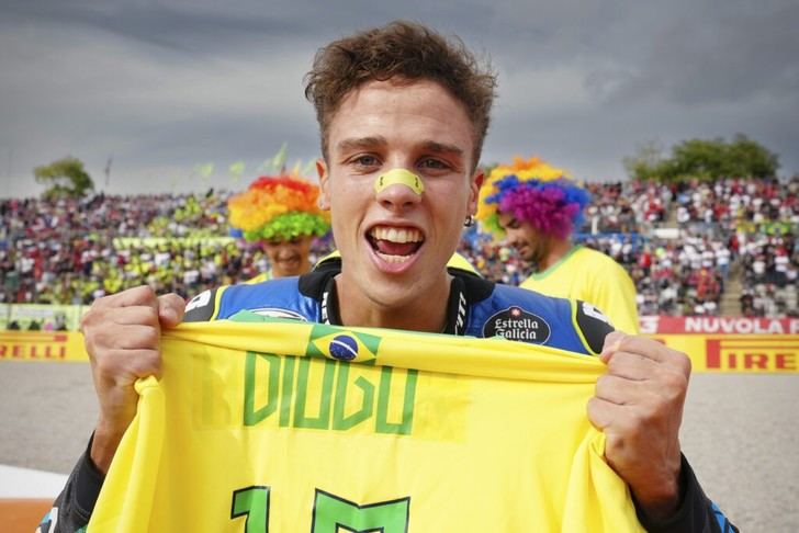 Diogo Moreira se corona como el primer campeón brasileño de Moto2