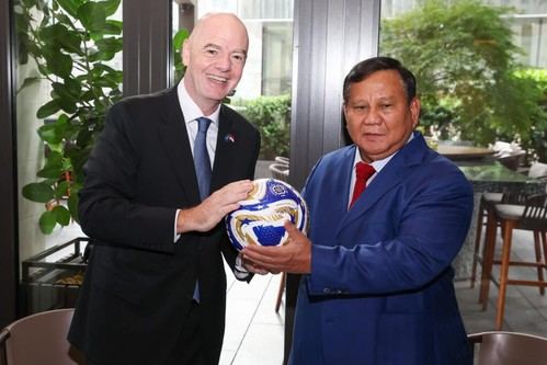 Infantino elogia el apoyo de Indonesia al fútbol durante su encuentro en Nueva York