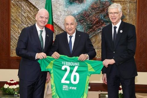 Infantino impulsa el fútbol en Argelia con nuevas instalaciones deportivas