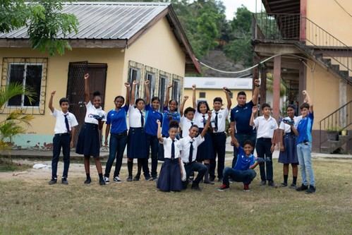 Éxito del programa de educación digital de la FIFA en Belice