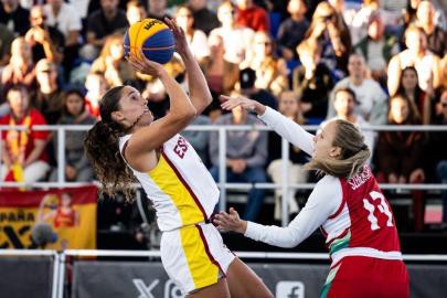 España avanza a cuartos de final tras vencer a Gran Bretaña y Hungría