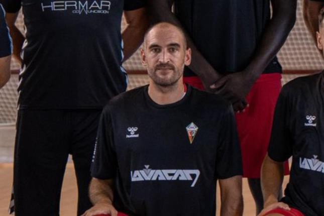 Dani Rodríguez brilla en su regreso al baloncesto con el CD Mensajero Isla de La Palma