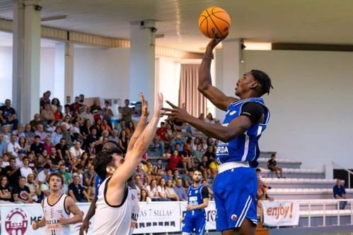 Inicio de temporada brillante para varios equipos de baloncesto