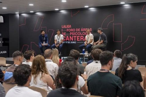 LALIGA organiza su primer foro para profesionalizar la psicología en canteras de fútbol