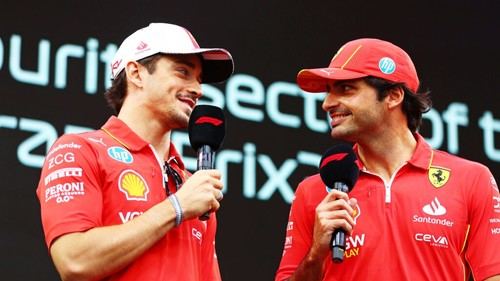 Leclerc elogia a Sainz por su influencia en su carrera en Ferrari