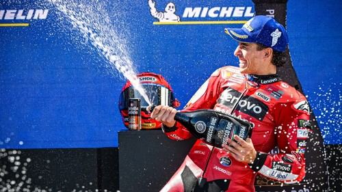 Márquez logra su séptimo doblete consecutivo en MotoGP