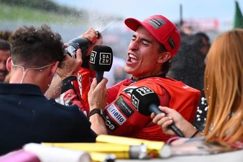 Marc Márquez conquista su séptimo título mundial de MotoGP en Japón
