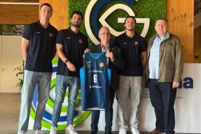 Hanzlik y Terry se unen al Inveready Gipuzkoa Basket