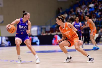 Valencia Basket debuta en el Roig Arena mientras Perfumerías Avenida busca recuperarse