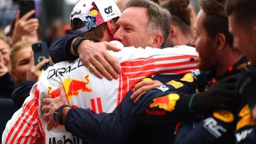 Horner destaca a Verstappen como el mejor piloto del mundo tras su victoria en Japón