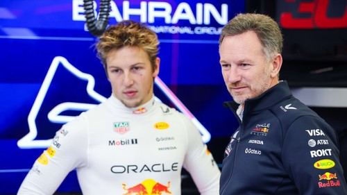 Horner destaca la necesidad de que Red Bull sume puntos con ambos pilotos para competir por el título