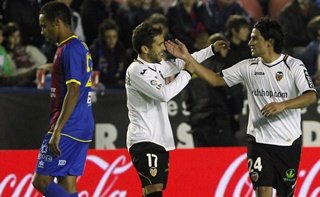 El Valencia reivindica su puesto ante el Levante